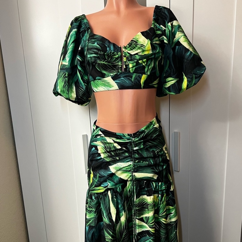 L'ATISTE Green Leaf Print